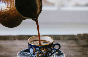 القهوة مقابل الشاي: الصحة تفوز شرط الاعتدال!!